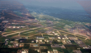 Bản đồ-Sân bay William P. Hobby-1200px-WilliamPHobbyAerial.jpg