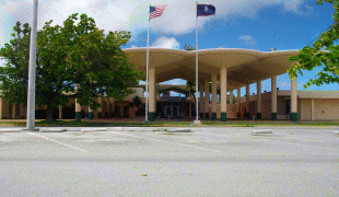 Karta-Yap International Airport-1200px-Guam_International_Airport_Old_Terminal_Building2.JPG