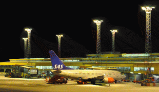 Mapa-Malmoe Airport-Sturup_Airport_by_night.jpg
