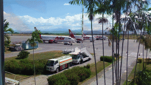 Bản đồ-Sân bay quốc tế Arturo Michelena-1200px-Aviones_de_Avior_Airlines_en_AIAM.jpg