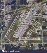 地図-デトロイト・メトロポリタン・ウェイン・カウンティ空港-aerial-map-view-above-detroit-metropolitan-wayne-county-airport-dtw-BGNPJ0.jpg